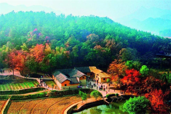 湖南十大名山排行榜：大围山上榜，第一是五岳名山插图2