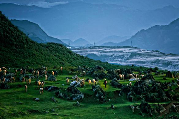 内蒙古十大爬山好去处：红山上榜 喜欢考古的你不能错过插图2