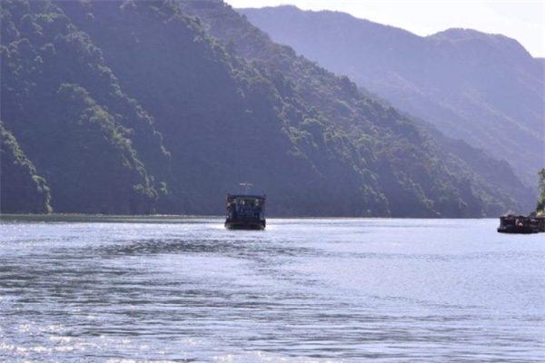 清远十大最好玩的景点：长湖上榜，第十是美丽的古寨插图