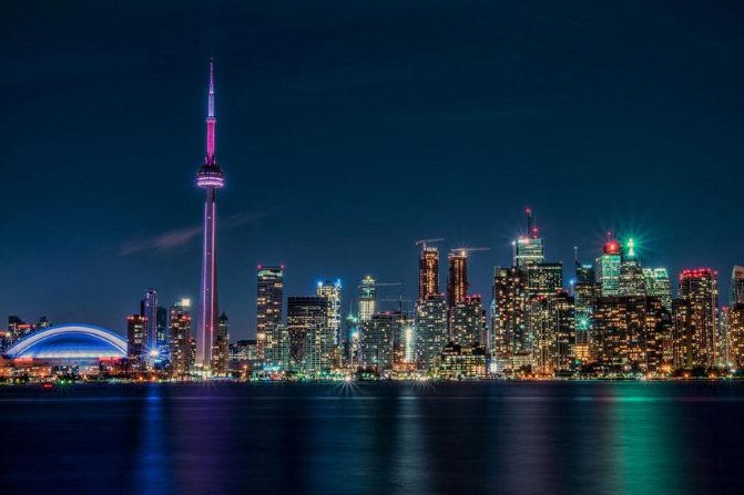 全球十大夜景城市排名 带你感受灯火璀璨的都市魅力插图9