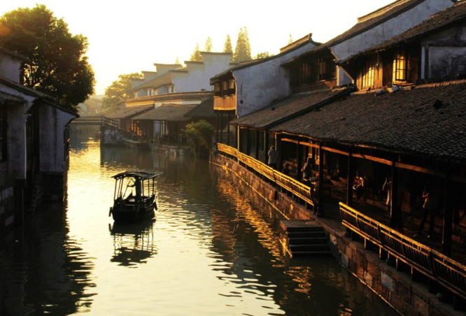 江南四大名镇 驰名中外的古镇风貌，你最喜欢哪一个插图3