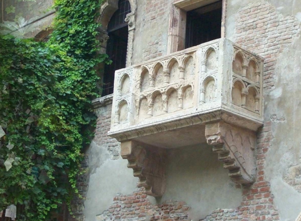 世界十大爱情地标，用不同的方式表达我爱你插图4