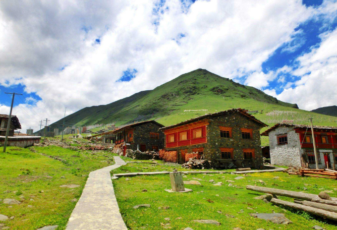 国内最适合静心的地方 大理古城最受欢迎，西藏然乌湖上榜插图1