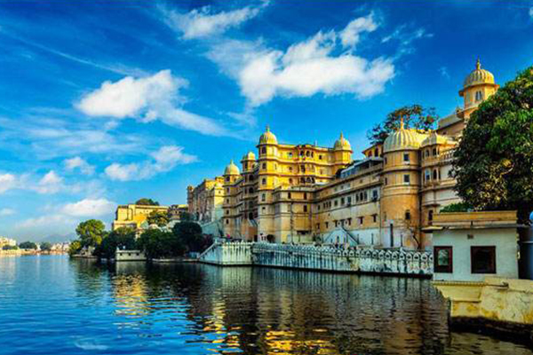 世界十大旅游必去城市 伊斯坦布尔排第八 第一是艺术家的天堂插图5