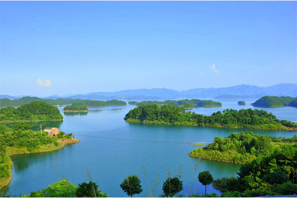 浙江旅游景点大全排名 横店影视城第二，杭州西湖甲天下插图3