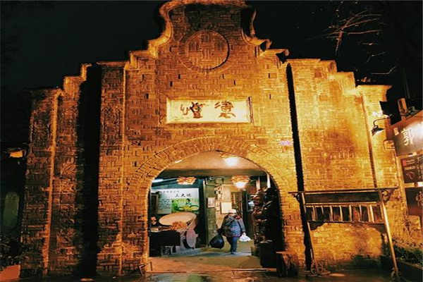 成都坐地铁就能到的景点 环球中心排第二，宽窄巷子上榜插图7