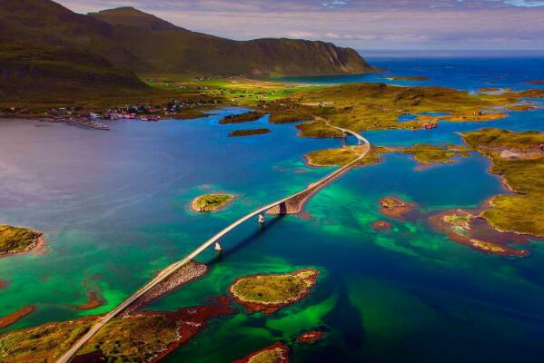 全球十大风景最美公路 中国川藏公路第一，法国阿尔卑斯大道上榜插图1