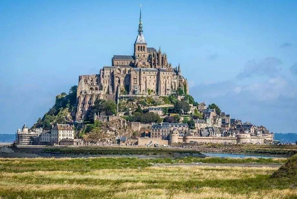 法国十大著名景点排行榜：埃菲尔铁塔上榜，第五修建最早插图7