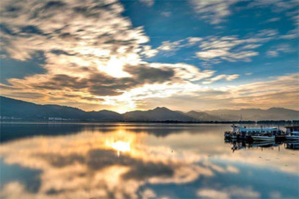 昆明十大最好玩的地方：元阳梯田上榜，第八地势独特插图