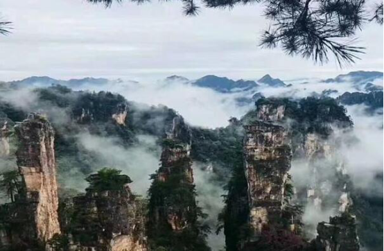 中国十大最适合自驾游的城市 张家界上榜,第四宛如“人间天堂”插图6