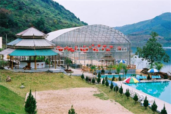 福建十大温泉度假村 环境超美，不去后悔哟插图4