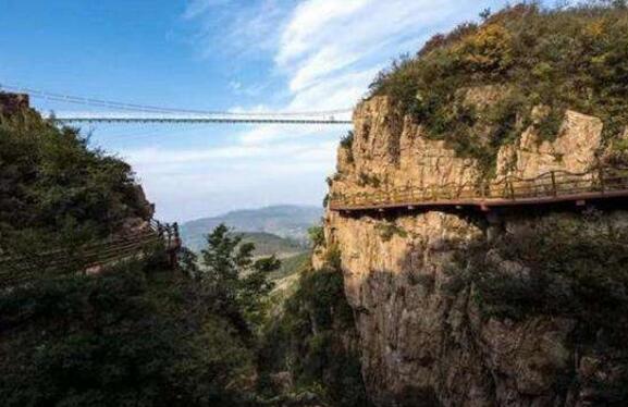 平顶山好玩的地方排行榜 阿婆寨玻璃吊桥你敢去吗插图9