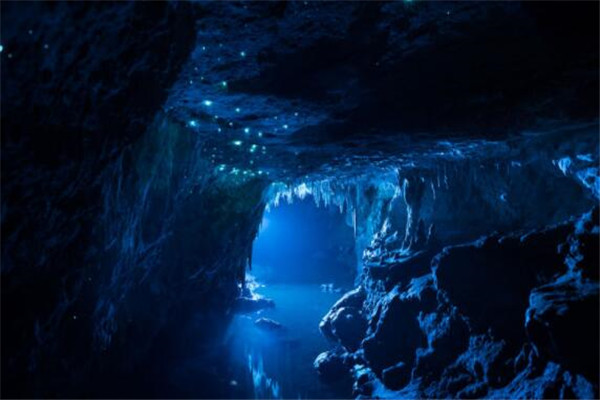 世界十大洞穴 鹿洞至今还有没找到尽头，最后一个在我国插图6