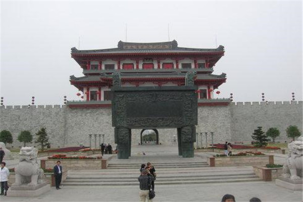 揭阳十大公园广场排名：普宁广场第3，第1夜景超美插图6