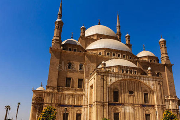 世界上最美丽的十大城堡:就好像不小心闯入了仙境 如梦如幻插图5