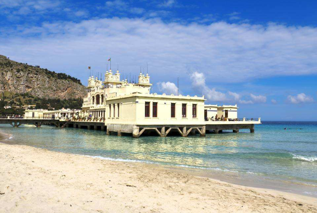 世界十大旅游胜地 南非上榜，捷克位列第一插图2