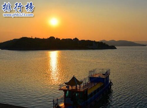 贵州必去的十大旅游景点:黄果树仅第二第一美不胜收插图8