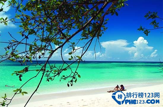 盘点加勒比海风光旖旎的小岛TOP10插图2