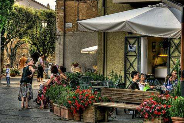 全球十大宜居小镇排行榜：第一风景美海鲜资源丰富插图9