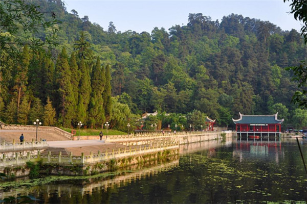 贵州十大名山排行榜：大娄山上榜，第一是避暑名山插图1