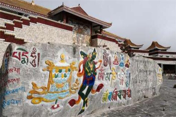 西宁市内必去景点，日月山一点两景色，别过错插图6