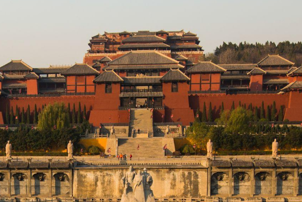 中国十大影视基地排行榜：长影世纪城上榜，第一家喻户晓插图8