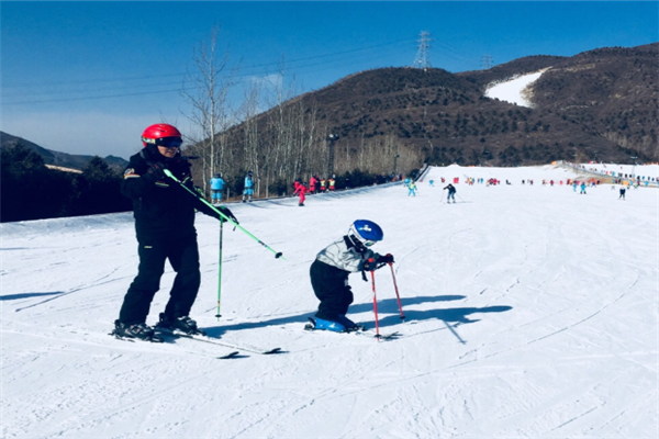 中国十大滑雪场：太舞滑雪小镇，它夜间也开放插图6