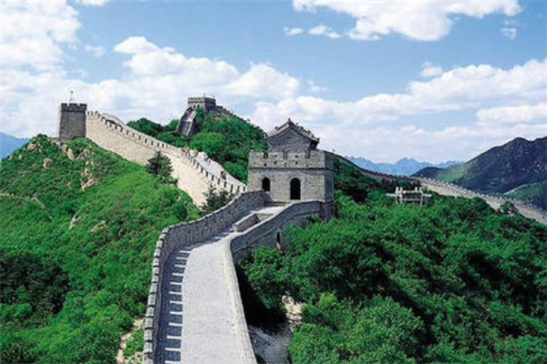 世界十大最好玩景点：马尔代夫上榜，第三是世界最大珊瑚礁插图