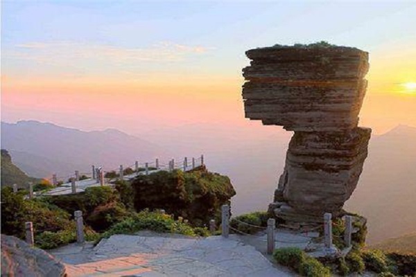 贵州十大最美景点：镇远古镇上榜，第六佛教名山插图5