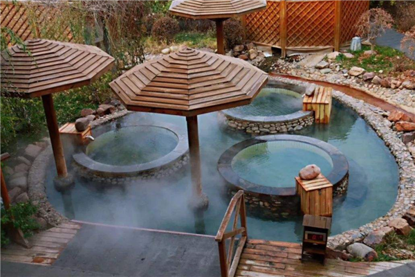 东北十大温泉胜地 这些地方不仅好玩而且对身体好插图8