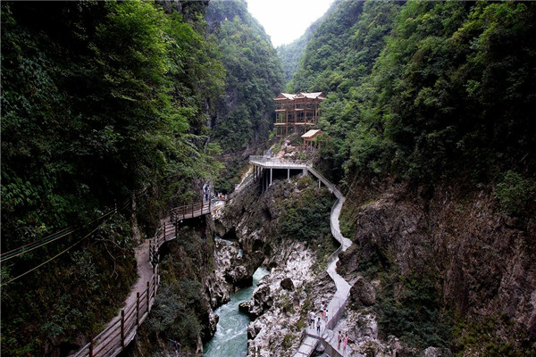 贵阳十大最值得去的景点：甲秀楼上榜，第三杜鹃花海插图1