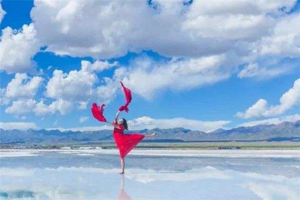 国内网红景点排行榜前十名：天空之境上榜，第一傍海而建插图1