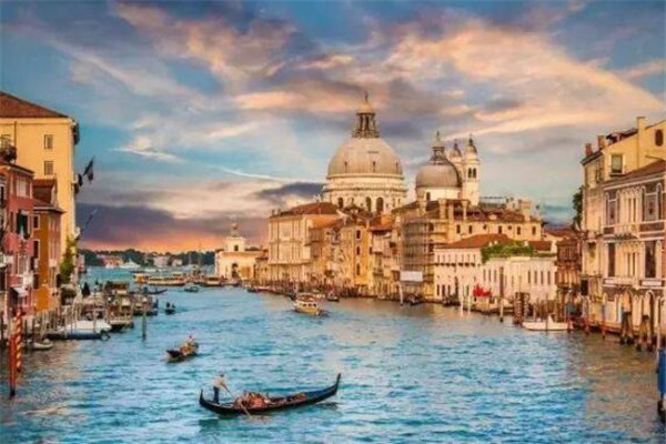 世界十大打卡圣地 个个如童话世界般，你去过哪几个了插图5