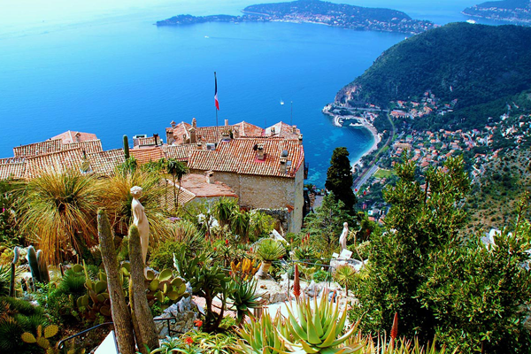 法国南部十大小镇：鲁西永像红宝石,戈尔德入选全球十大插图5