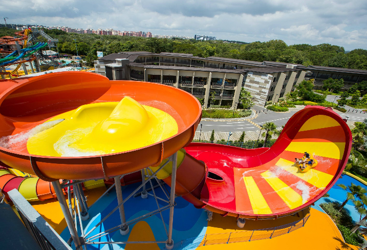 世界十大水滑梯 感受不一样的水上乐趣插图2