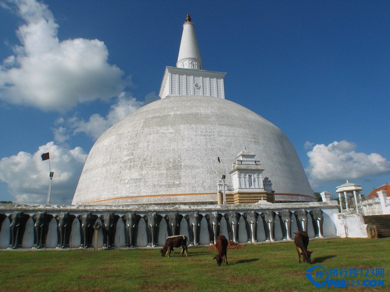 亚洲最有名11座佛塔插图