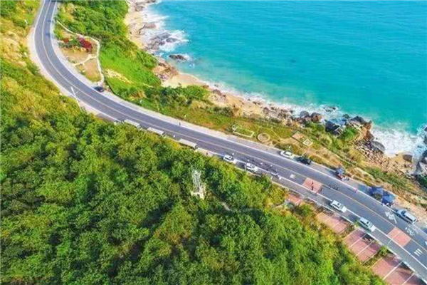 中国十大最美天路 塔克拉玛干沙漠公路路边全是沙漠插图9