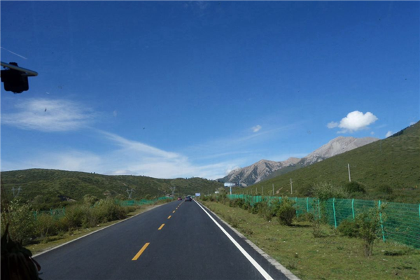 中国十大最美自驾公路 自驾游选这些公路比较好插图4
