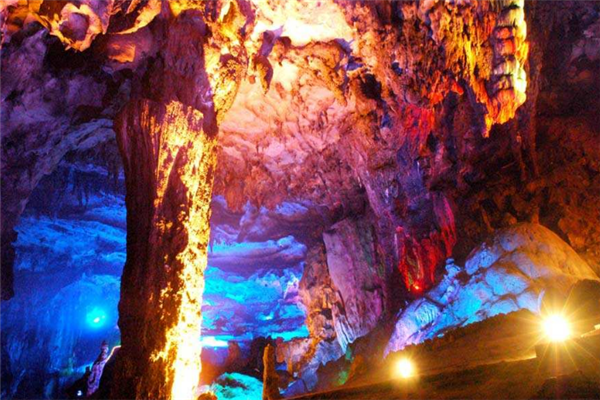 福建十大冬季旅游好去处：武夷山上榜，它的梅花最盛插图4