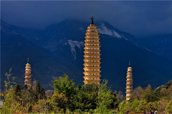 夏日旅行必去城市排名 昆明四季如春 北戴河景色优美插图1