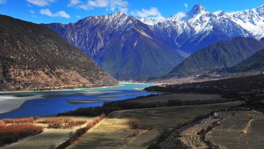 中国十大罕见自然奇观：壶口瀑布上榜，第一地球上最深插图1