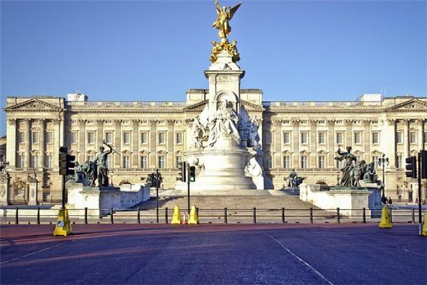 英国旅游景点排名前十：诺丁山上榜，第九是英国母亲河插图