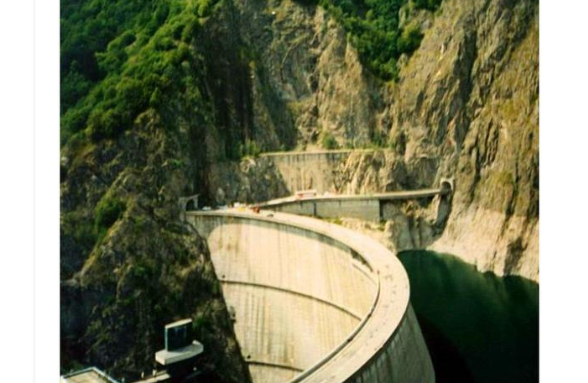 全球蹦极十大排行 澳门旅游塔上榜插图8