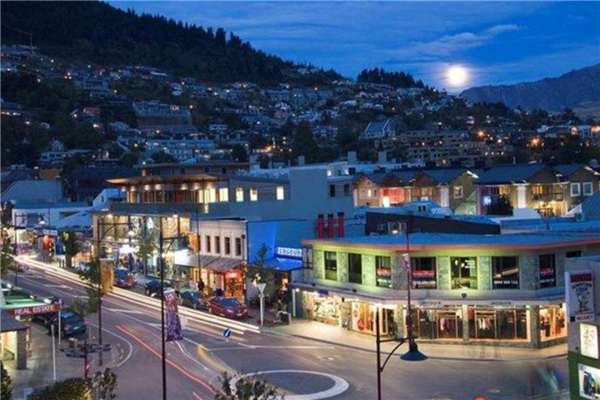 新西兰最有魅力的5个小镇 皇后镇上榜仅第四格雷兰登顶插图3