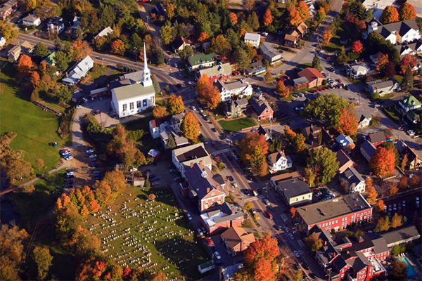 美国十大小镇 风景秀美， 第2名还曾是黑胡子海岛的大本营插图3
