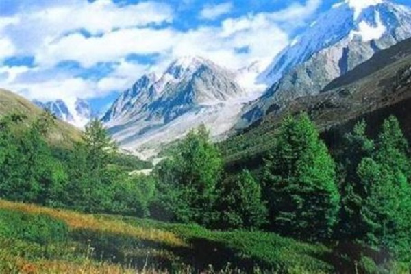 俄罗斯十大著名旅游景点:贝加尔湖第6，第10悬崖上的城堡插图7