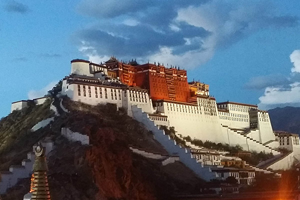 世界上最美丽的十大城堡:就好像不小心闯入了仙境 如梦如幻插图