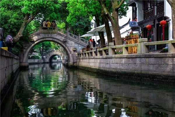 魔都常年免费的6个景点 上海博物馆承载历史朱家角古镇上榜插图1