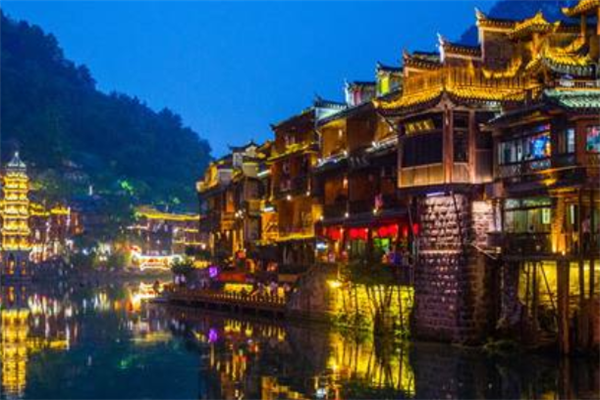 湖南十大古镇排行榜：边城镇上榜，第二有着4200年历史插图