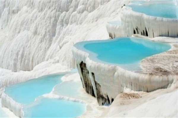 世界十大美景 冰岛蓝冰洞极其梦幻，爱的隧道一定要和爱人去插图7